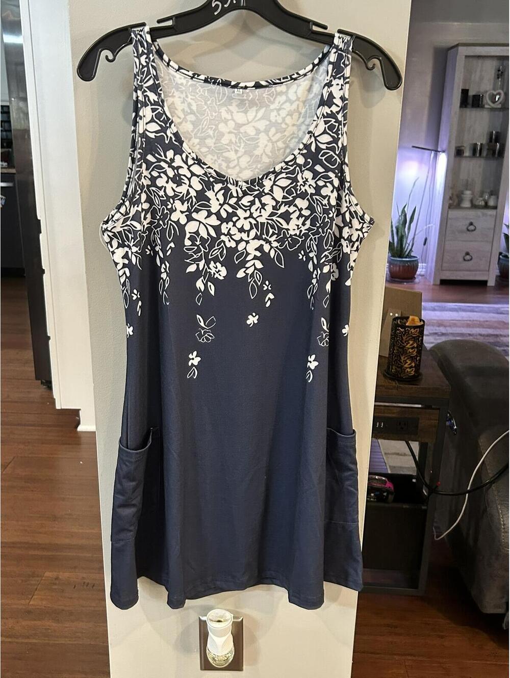Sleeveless Blue Floral Print Dress with Pockets XL